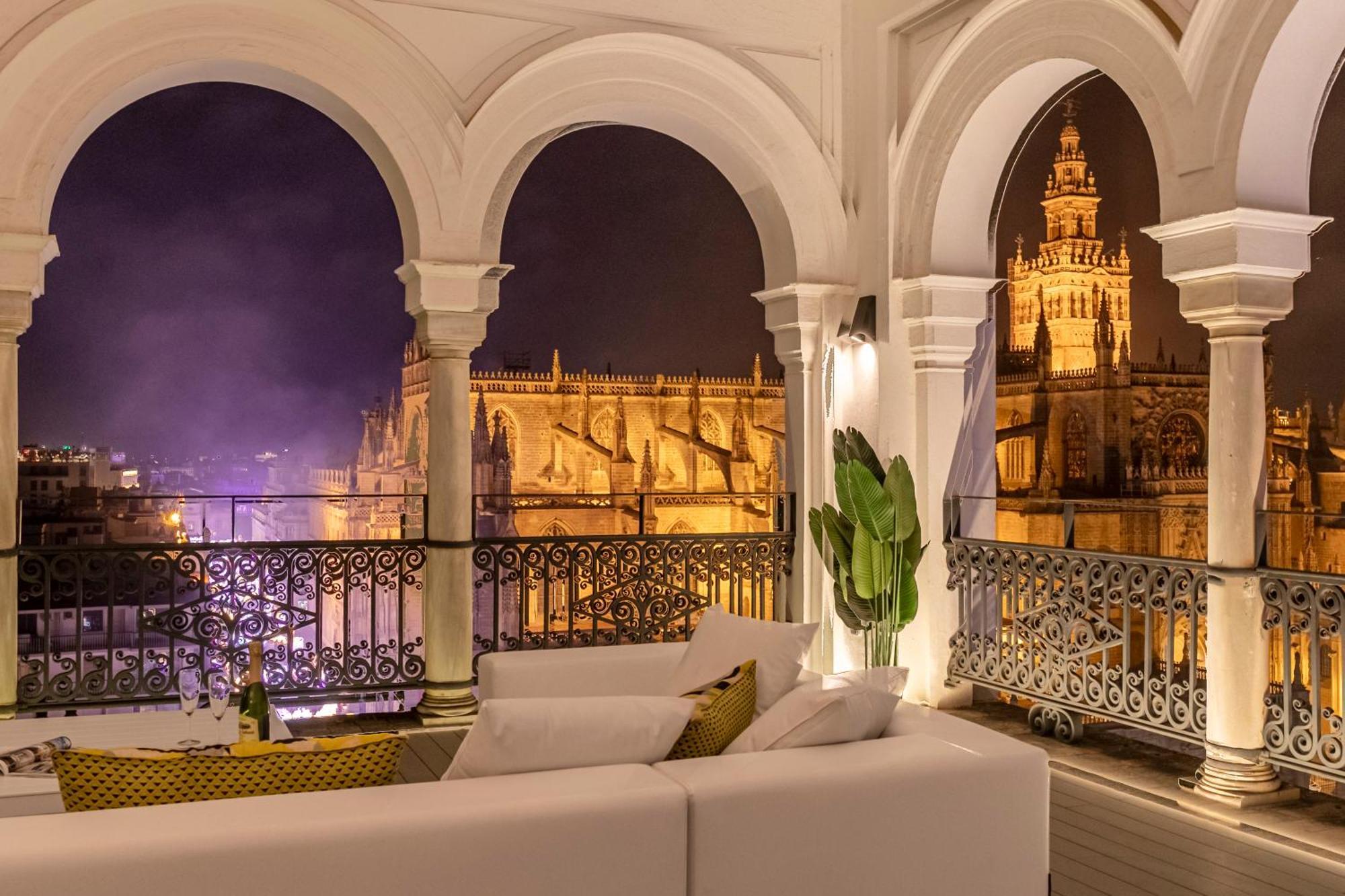 Isg Apartments The Most Exclusive Apartment In Sevillaparking 외부 사진