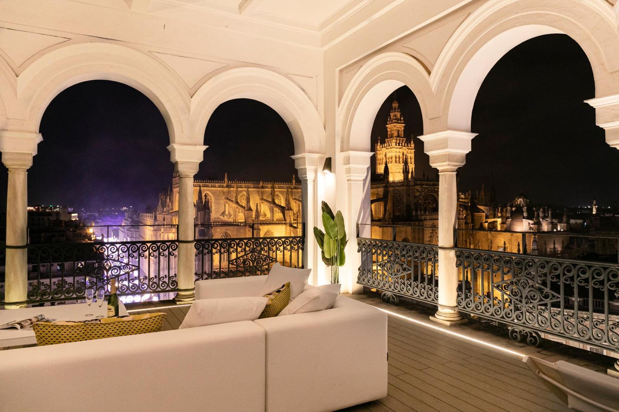Isg Apartments The Most Exclusive Apartment In Sevillaparking 외부 사진
