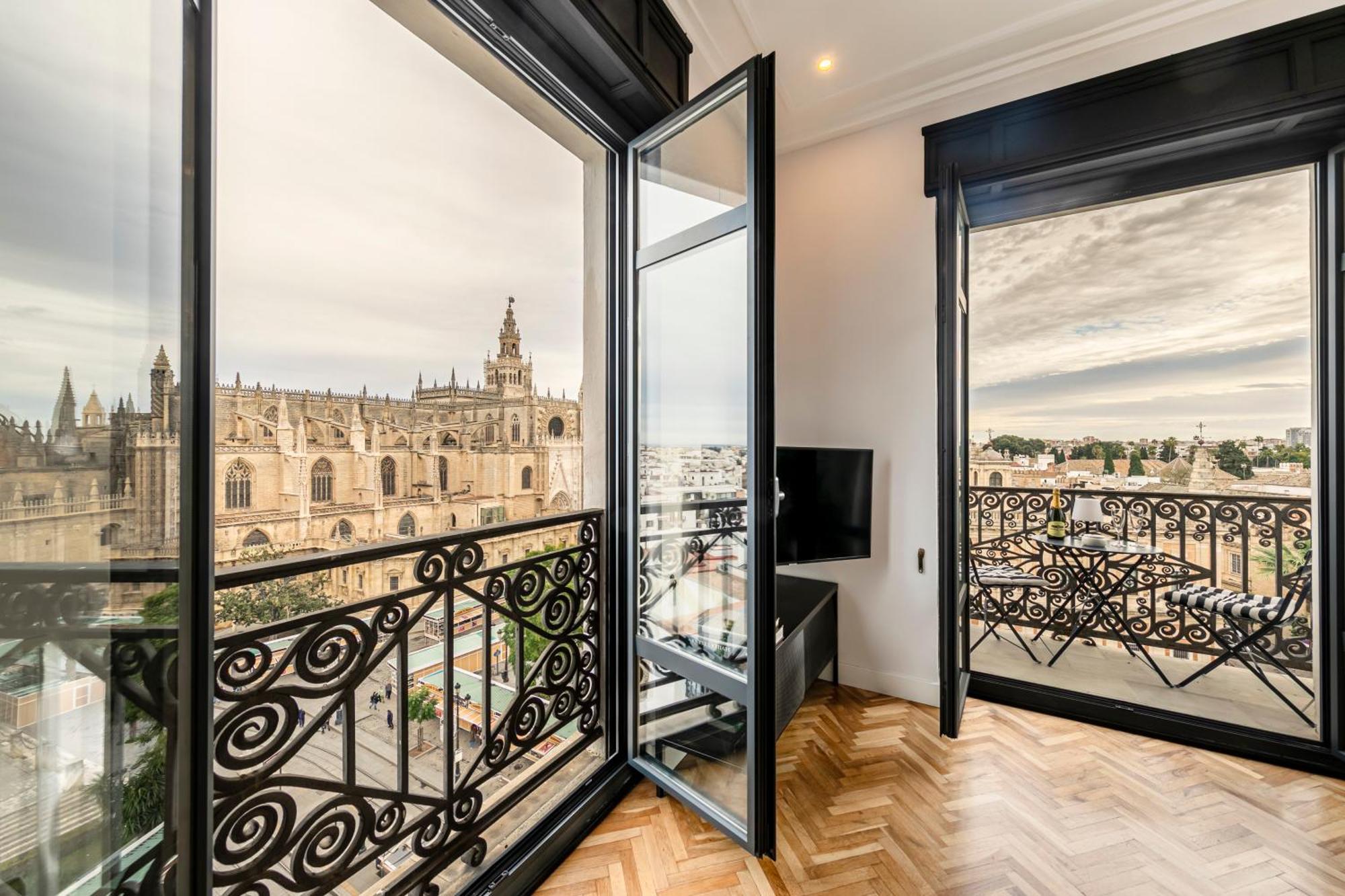 Isg Apartments The Most Exclusive Apartment In Sevillaparking 외부 사진