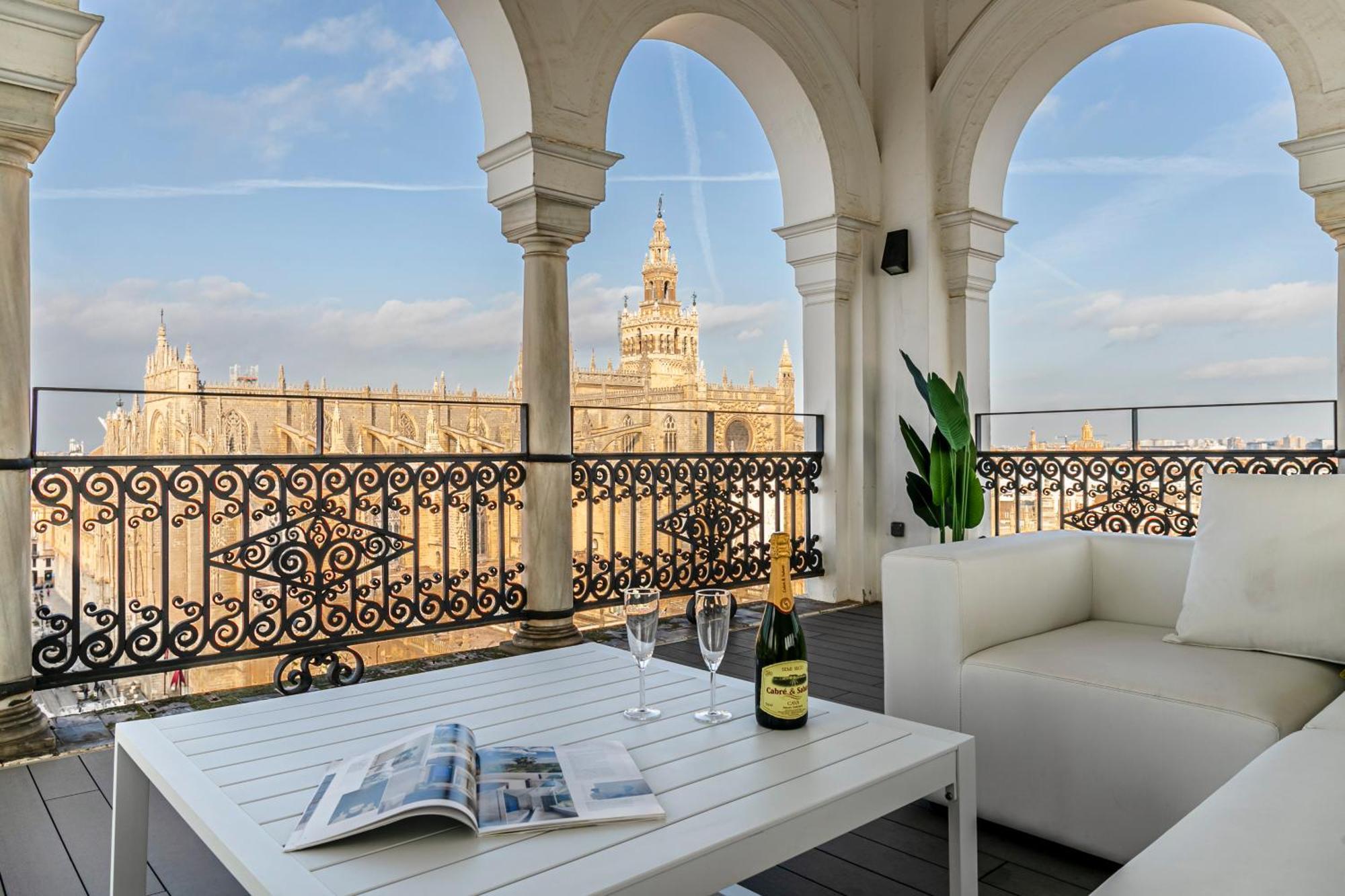 Isg Apartments The Most Exclusive Apartment In Sevillaparking 외부 사진
